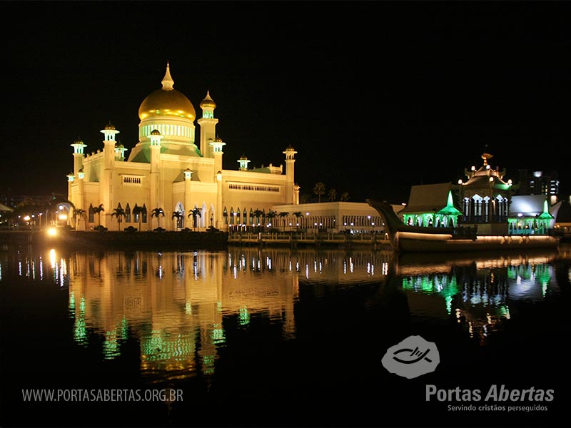 Introdução da lei sharia, em Brunei, aumenta pressão aos cristãos