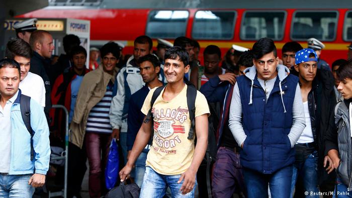 Refugiados muçulmanos se convertem ao cristianismo na Alemanha